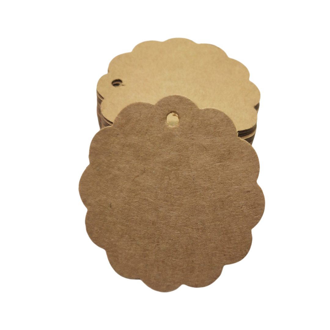 100 Pezzi Bigliettini Tag Etichette in Carta Kraft con Foro Marrone - Bigliettini Regalo, Cartellini per Fai Da Te, Matrimonio, Compleanno, Decorazioni Naturali (Marrone, Forma a fiore)