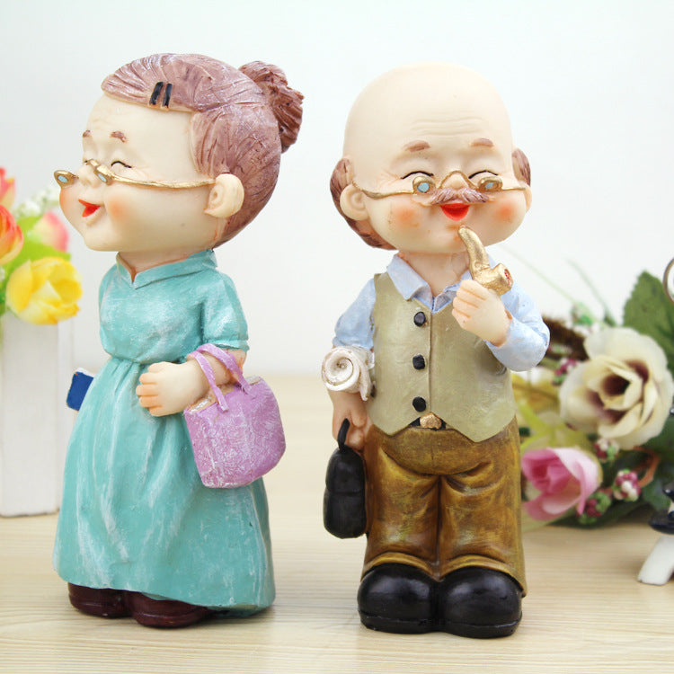 Statue decorative in resina coppia anziana nonni felici ornamento carino per casa o regalo