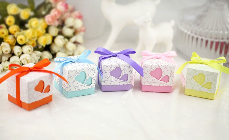 50pz Bomboniere Scatola CUORE Porta Confetti Segnaposto