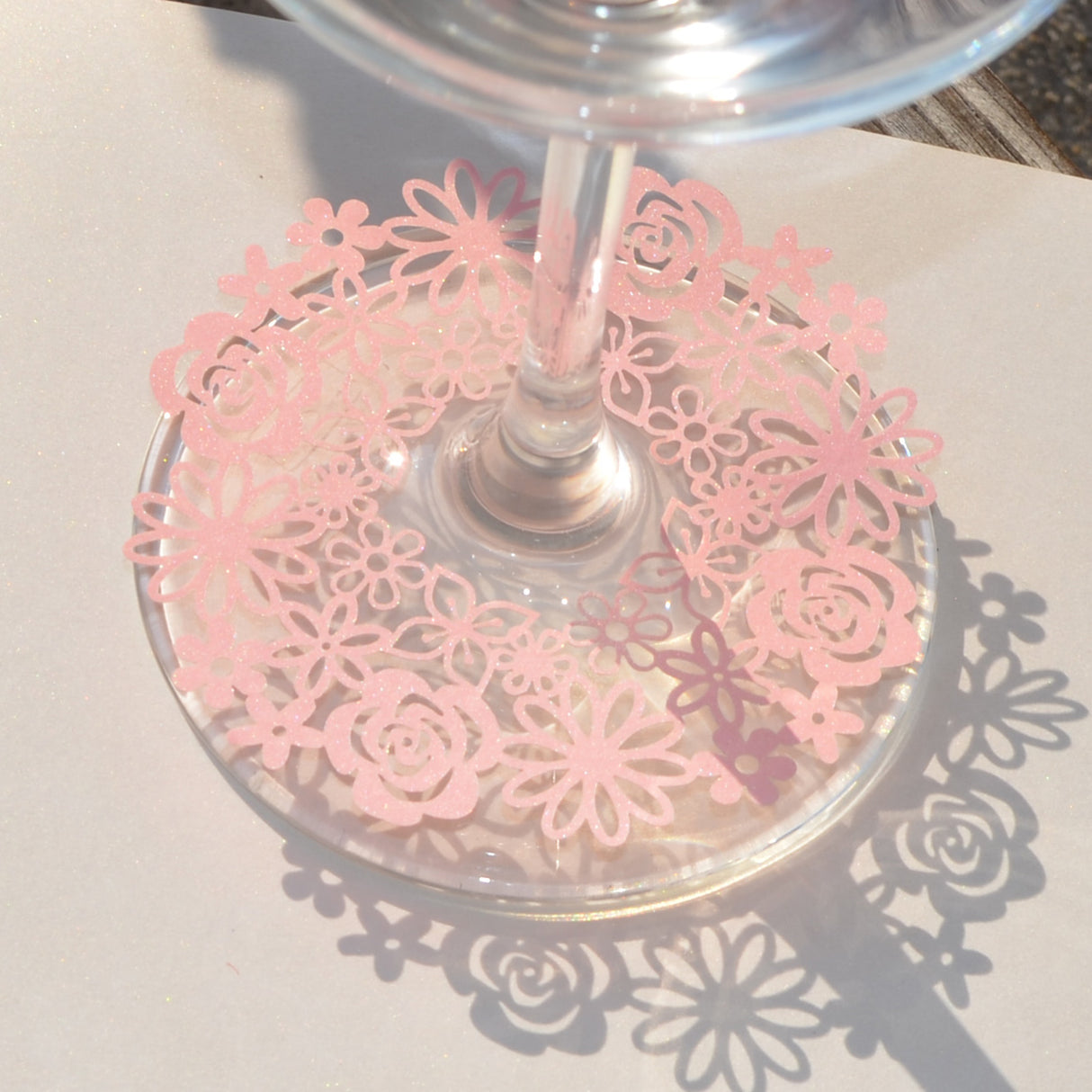 50 Pezzi Segnaposto Bicchiere Calice Decorazione Tavolo Materiale Carta Perlata