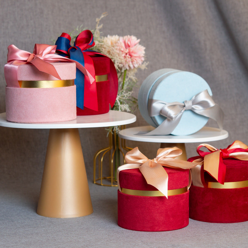 Cappelliera Scatola rivestita in velluto con nastro doppio raso