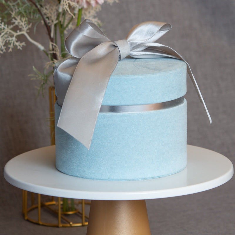 Cappelliera Scatola rivestita in velluto con nastro doppio raso