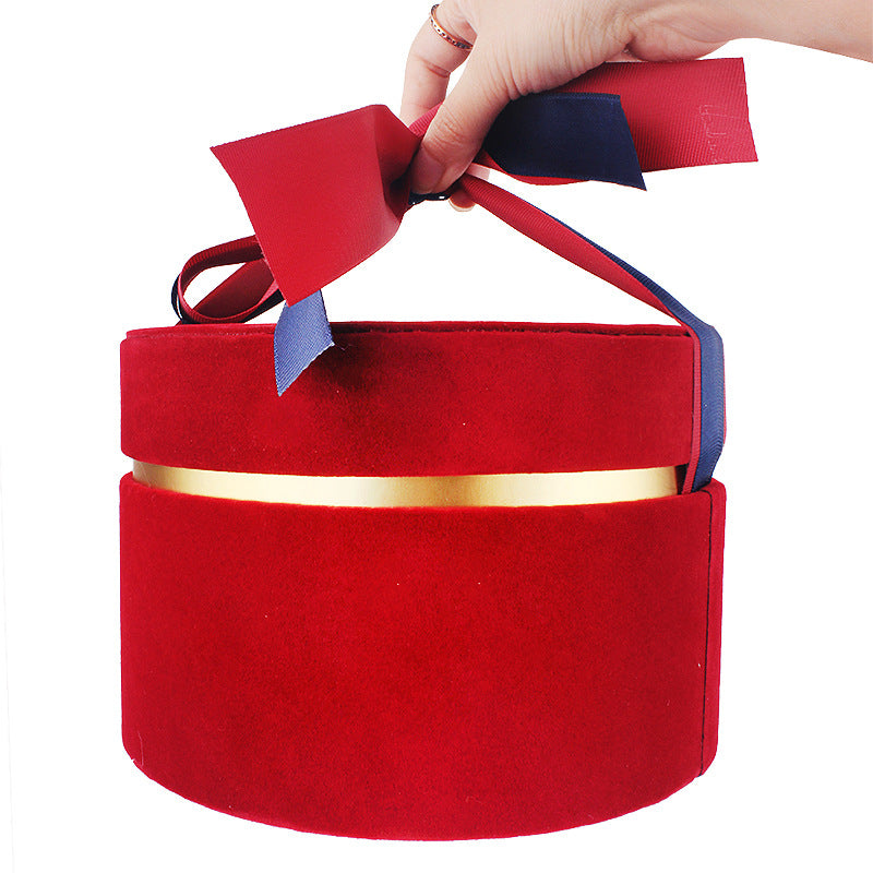 Cappelliera Scatola rivestita in velluto con nastro doppio raso
