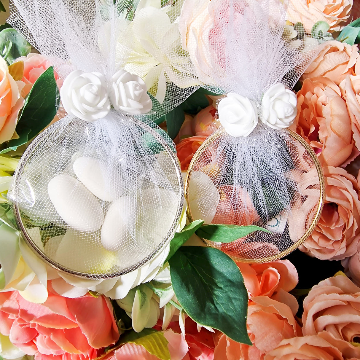 20 pezzi Bomboniera segnaposto in cerchio anello metallico e tulle Bianco con fiore decorazione, adatta a tutte le cerimonie