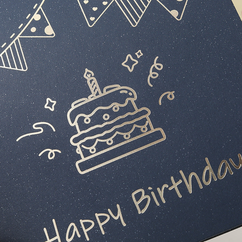 Biglietto di auguri compleanno pop-up 3D con la torta, tagliato con laser