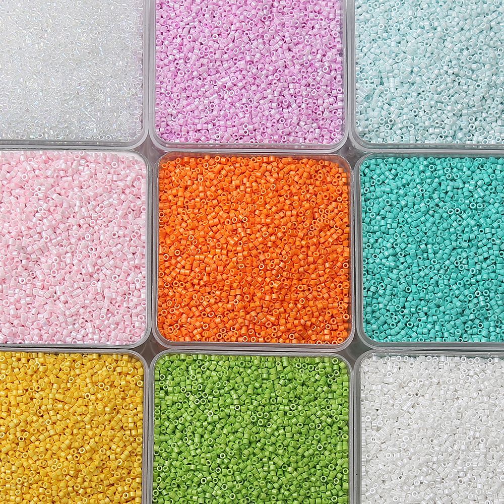 20g/1350 pezzi Perline Vetro 2mm Colorate Tubo per Fai da Te Braccialetti, Collane, Bigiotteria