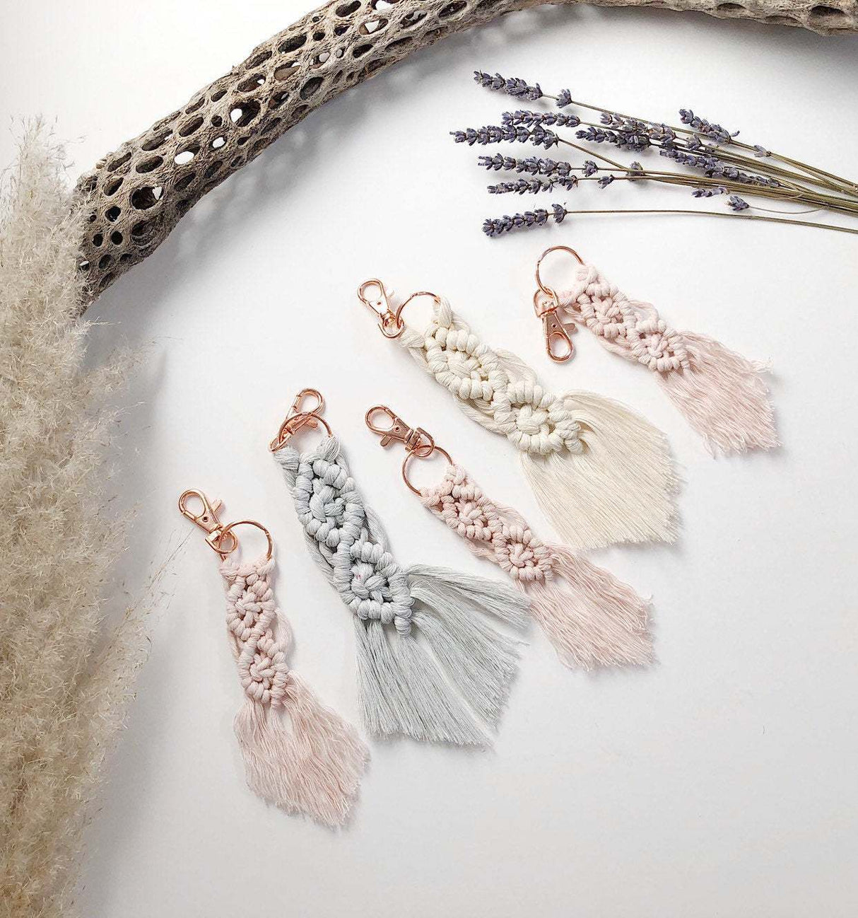 Portachiavi con nappe intrecciate coda di sirena