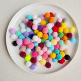 600pz Pompon Assortiti palline piccoli colorati Feltro creazione decorazione 1cm/1.5cm/2cm