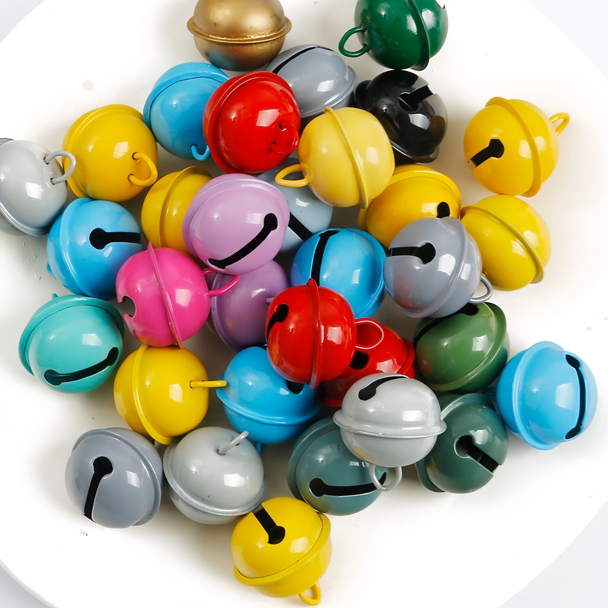 50 Campane in Metallo da 22 mm, Colori Assortiti, per Decorazioni Natalizie e Animali Domestici