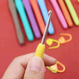 Uncinetto Ergonomico in Alluminio con impugnatura in gomma morbida, Misure (2/2.5/3/3.5/4/4.5/5/5.5/6 mm), Crochet Hook per Maglia e Filati