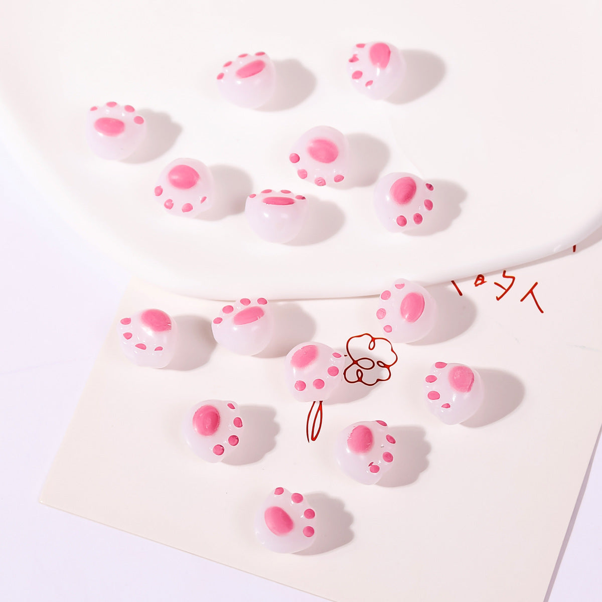 50 Perline Acriliche a Forma di Zampa di Gatto, Colori Assortiti