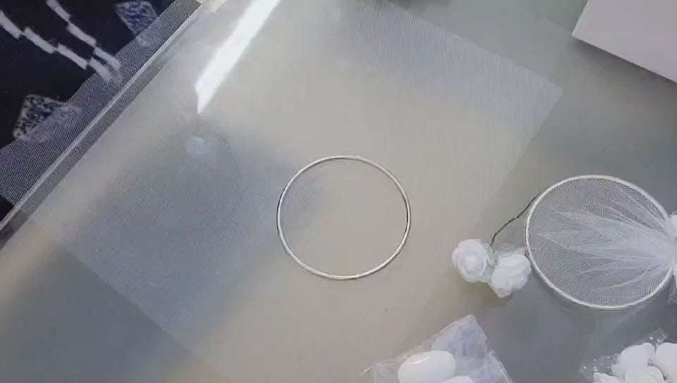 20 pezzi Bomboniera segnaposto in cerchio anello metallico e tulle Bianco con fiore decorazione, adatta a tutte le cerimonie
